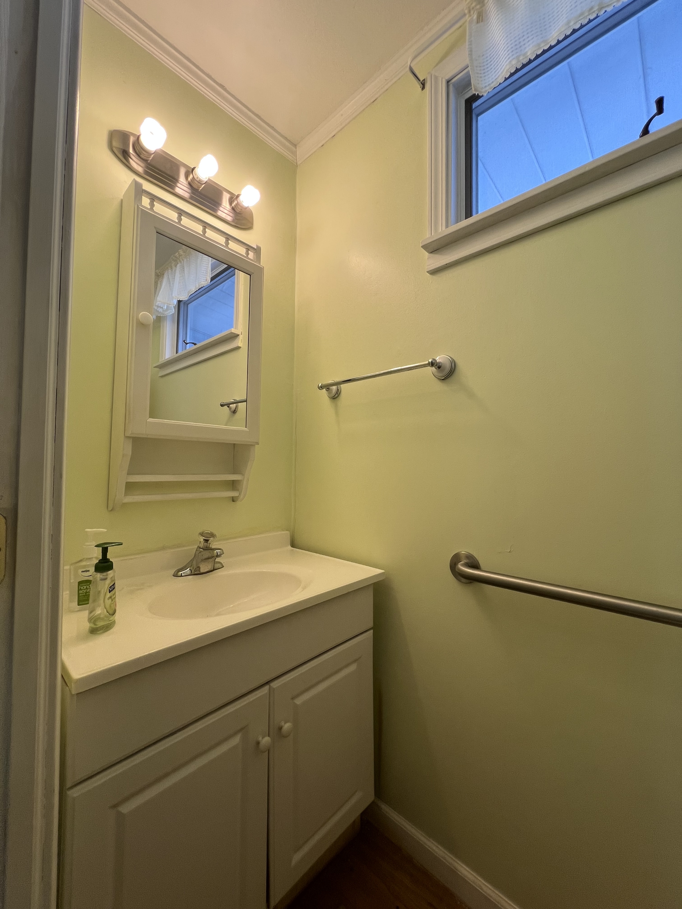 Property thumbnail image